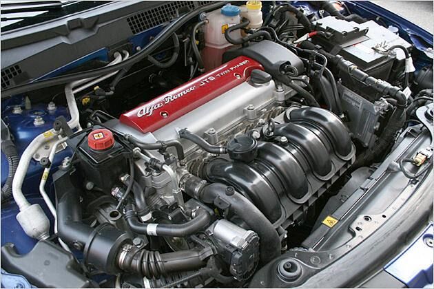 Der 2,2-Liter-Motor powert mit 185 PS