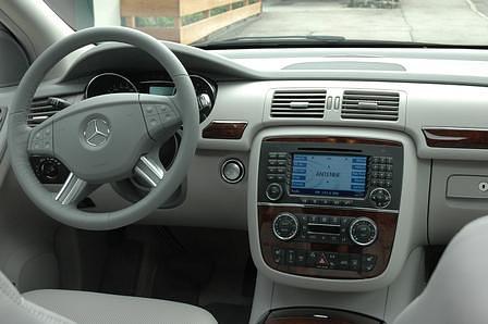 Mercedes-Benz R 350