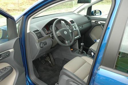 VW CrossTouran