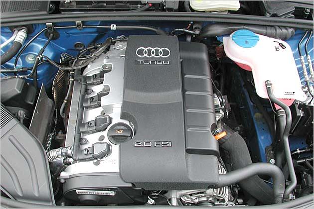 Der Zweiliter-Motor powert mit 220 PS