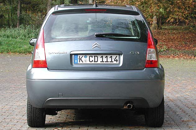 Alle C3 haben nun Kristallglas-Blinker hinten, der VTR hat ein Edelstahl-Auspuffende
