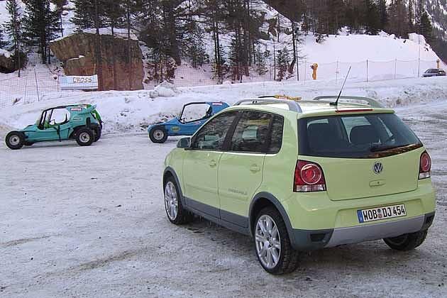 CrossPolo und Cross-Karts: Ideale Gefährte in unwegsamen Geläuf