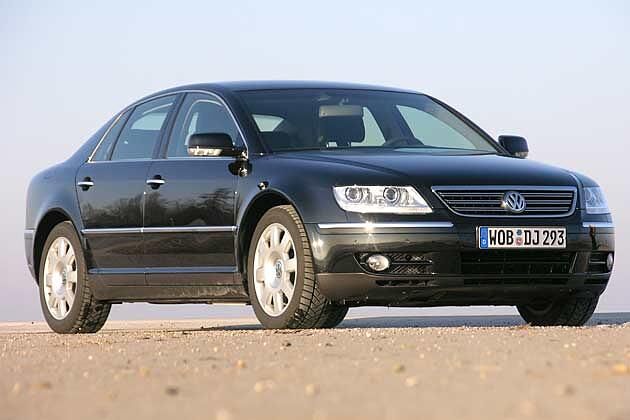 Der Phaeton hat gewisse Ähnlichkeit mit dem kleineren Passat