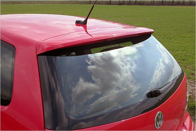 Der Dachspoiler  ebenfalls ein GTI-Kennzeichen  bleibt dezent