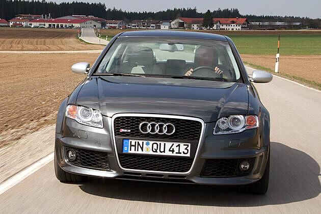 Dieser Anblick im Rückspiegel macht auch Porsche-Fahrer nervös