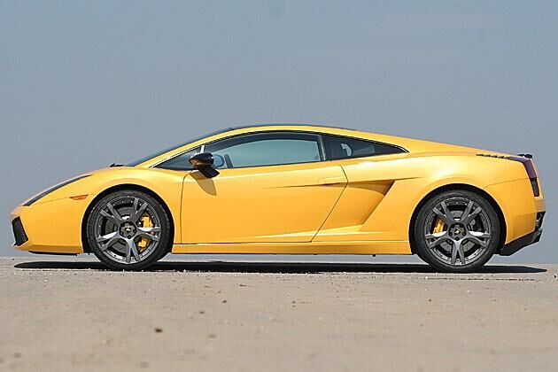 Der gelbe Lack heißt Giallo Midas
