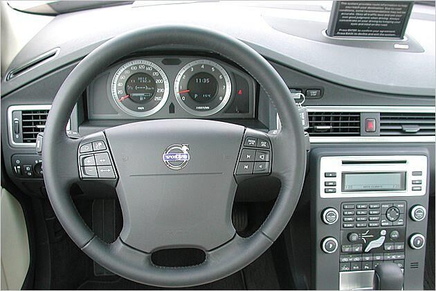 Aufgeräumt: Das Cockpit wurde neu gestaltet