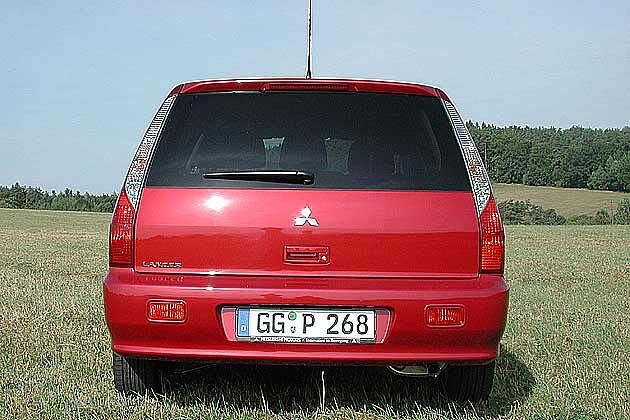 Die auffällige Metallic-Lackierung ist aufpreispflichtig