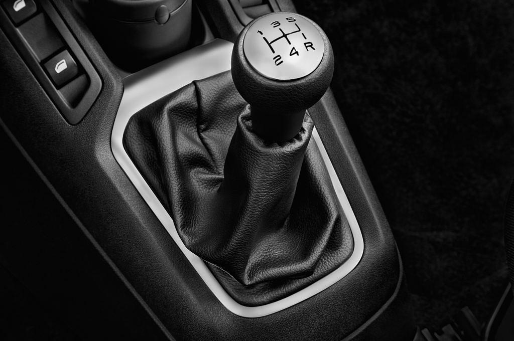 Citroen C-Elysee (Baujahr 2016) Selection 4 Türen Schalthebel