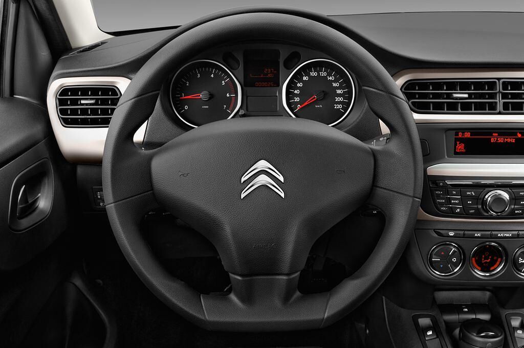 Citroen C-Elysee (Baujahr 2016) Selection 4 Türen Lenkrad