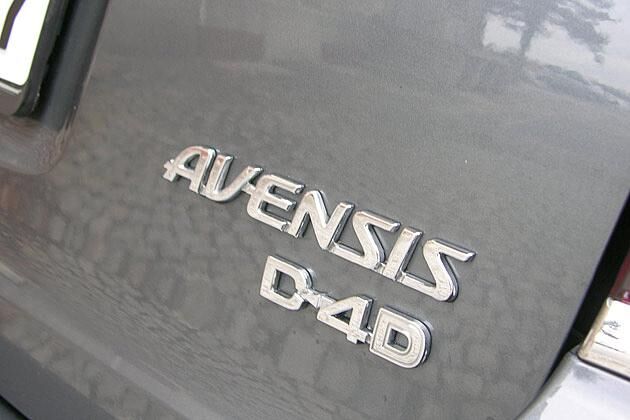Dank Zusatz-Kat sehr sauber: Der D-4D-Dieselmotor mit 2,2 Litern Hubraum und 177 PS