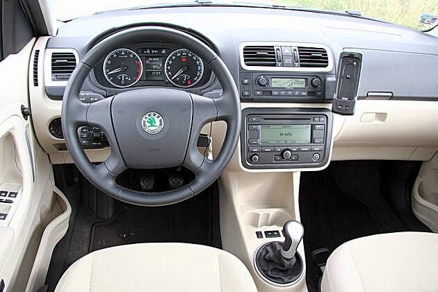Cockpit: Nicht ganz so edel wie beim Meriva, aber auch nicht übel