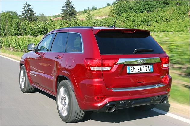 Dieser Jeep sprintet in fünf Sekunden auf Tempo 100? Klingt komisch, ist aber so!