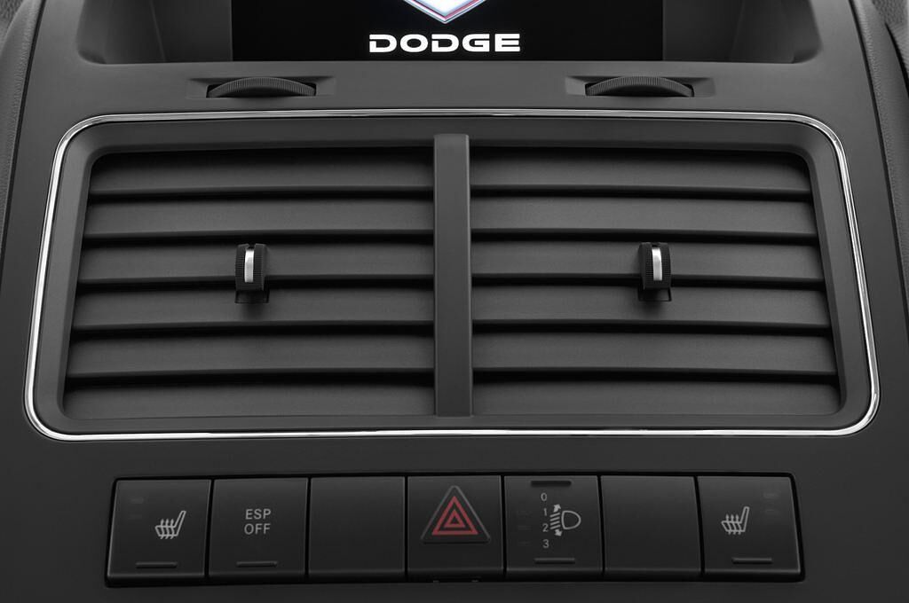 Dodge Journey (Baujahr 2010) RT 5 Türen Lüftung