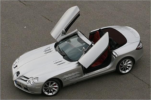 Silberpfeil: Der Mercedes SLR McLaren Roadster kostet 493.850 Euro