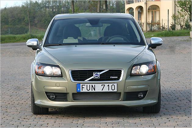 Äußerlich gefällt der C30, aber Alltagstauglichkeit und Fahrwerk sind nicht top