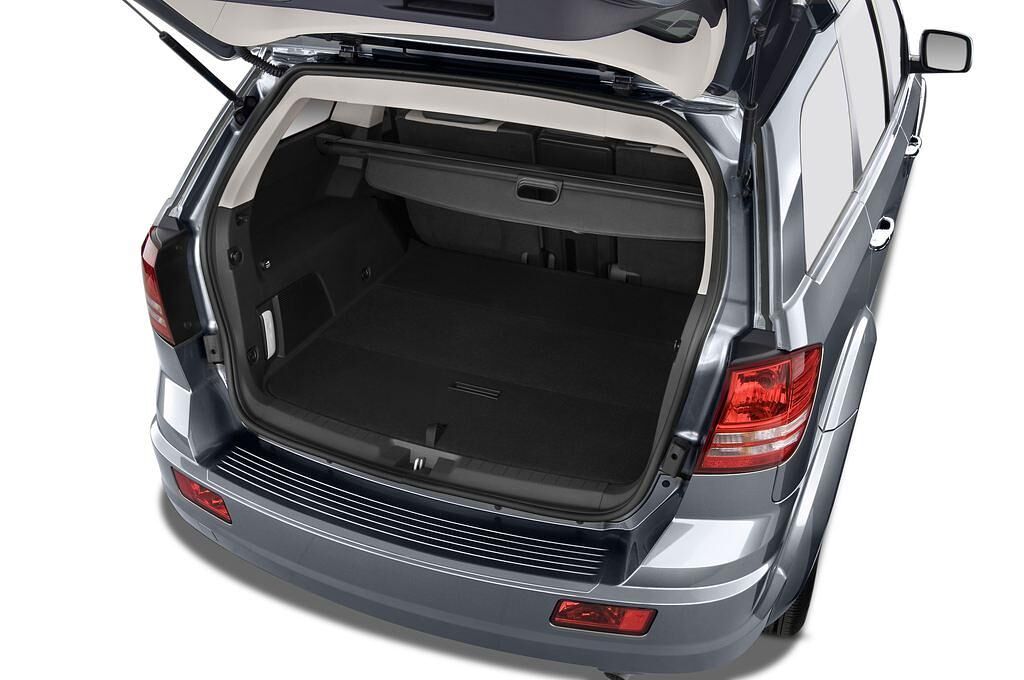 Dodge Journey (Baujahr 2010) RT 5 Türen Kofferraum