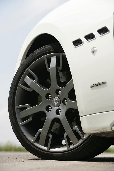 Maserati GranTurismo S
