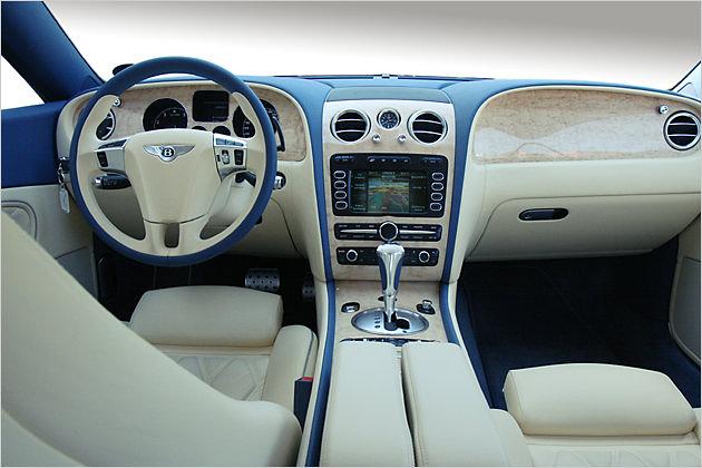 Auffällig: Der Farbkontrast in der Kabine des Bentley Continental GT Speed