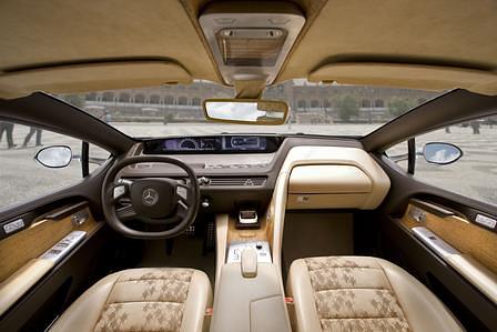 Mercedes F 700