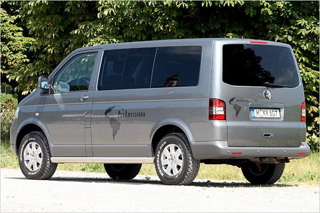 Breitere Seitenschweller sollen die sportliche Optik verstärken