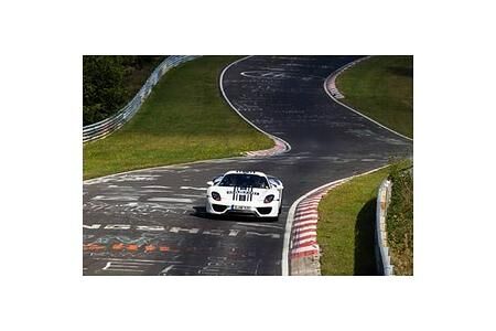 918 Spyder-Prototyp begeistert auf der Nordschleife 918 Spyder-Prototyp begeistert auf der Nordschleife