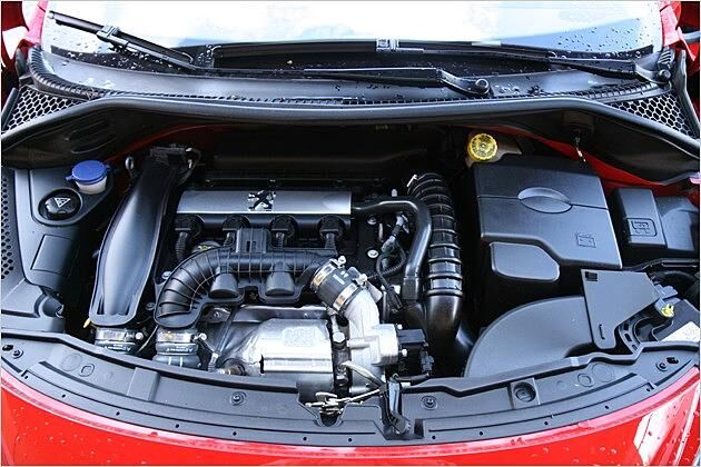 Der 175 PS starke 1,6-Liter-Benziner wird auch im Mini Cooper S verbaut