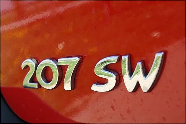 SW bezeichnet bei Peugeot die Kombi-Variante