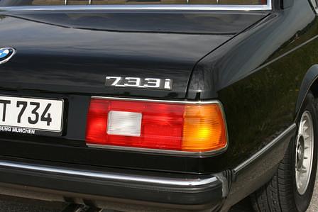 BMW 733i