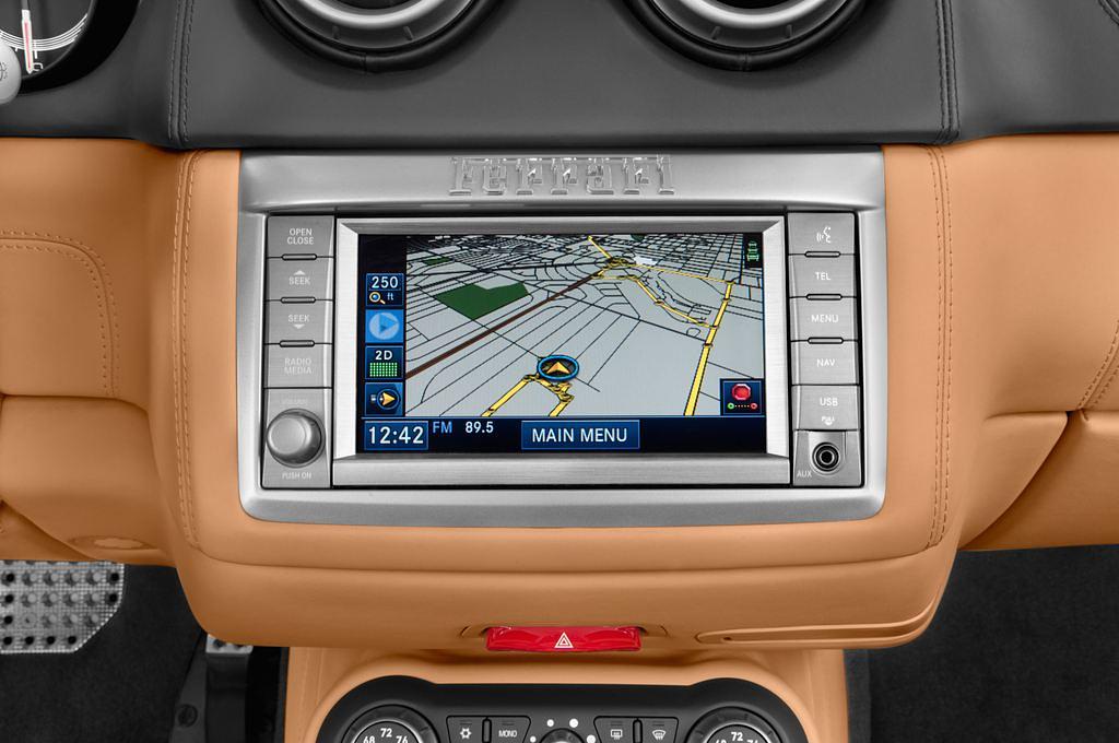 Ferrari California (Baujahr 2014) - 2 Türen Radio und Infotainmentsystem
