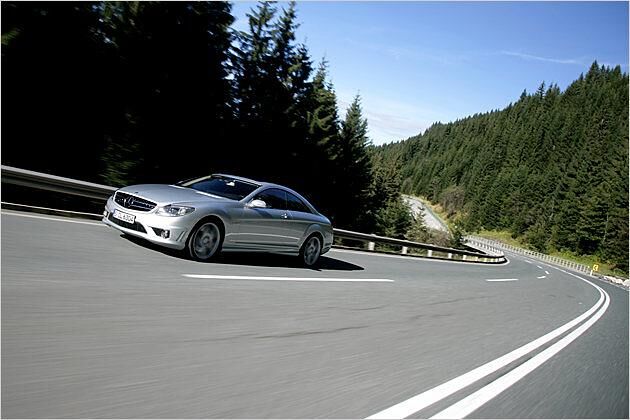 Auch wenn der CL 63 AMG das Bild verlassen hat: Das Grollen bleibt noch eine Weile