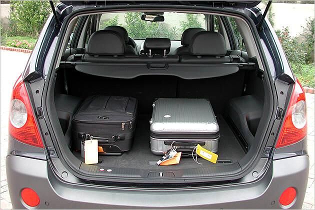 So passen 370 Liter Gepäck in den Allrad-Opel