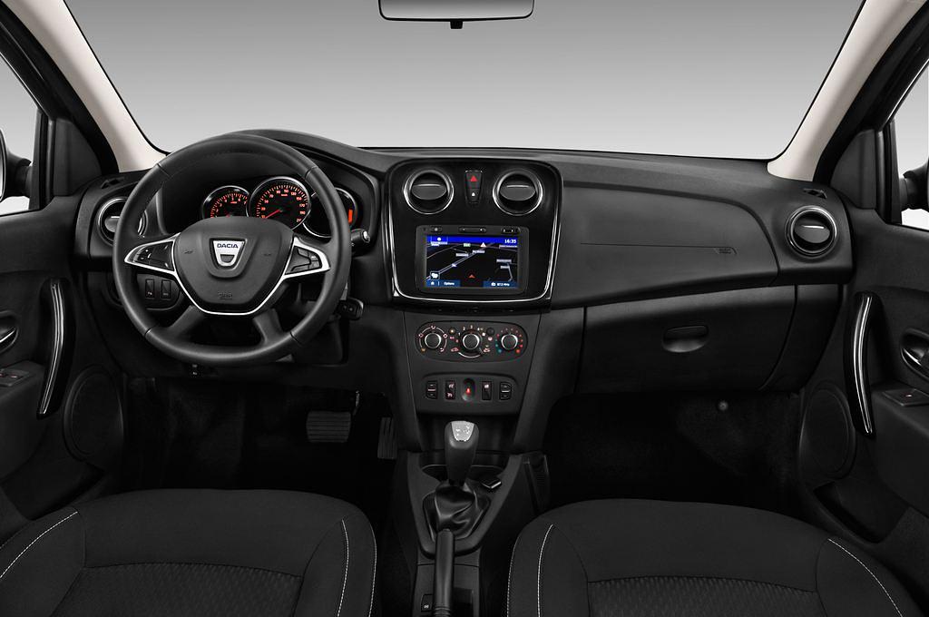 Dacia Logan MCV (Baujahr 2017) Laureate 5 Türen Cockpit und Innenraum
