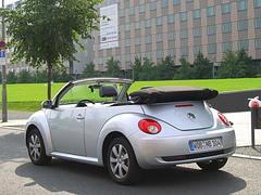 Praxistest: VW New Beetle 1.8 5V - Bogenlampe Praxistest: VW New Beetle 1.8 5V - Bogenlampe