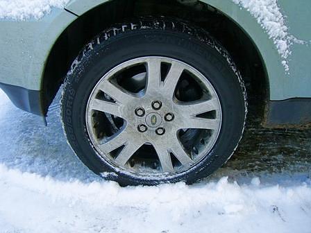 Range Rover Sport vs. VW Touareg