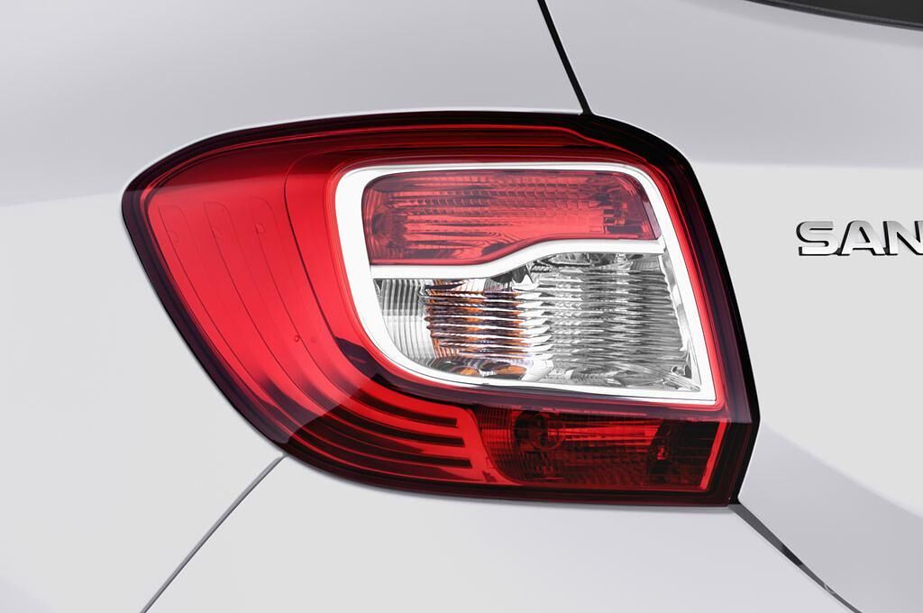 Dacia Sandero (Baujahr 2013) Laurï¿½ate 5 Türen Rücklicht