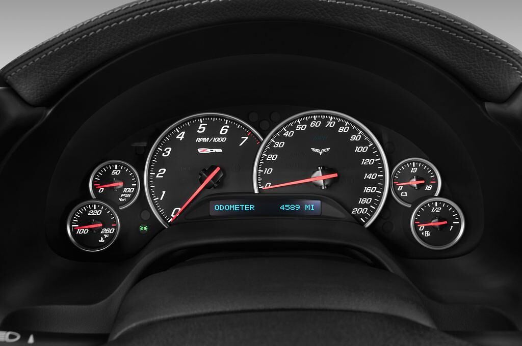 Chevrolet Corvette (Baujahr 2012) Z06 2 Türen Tacho und Fahrerinstrumente