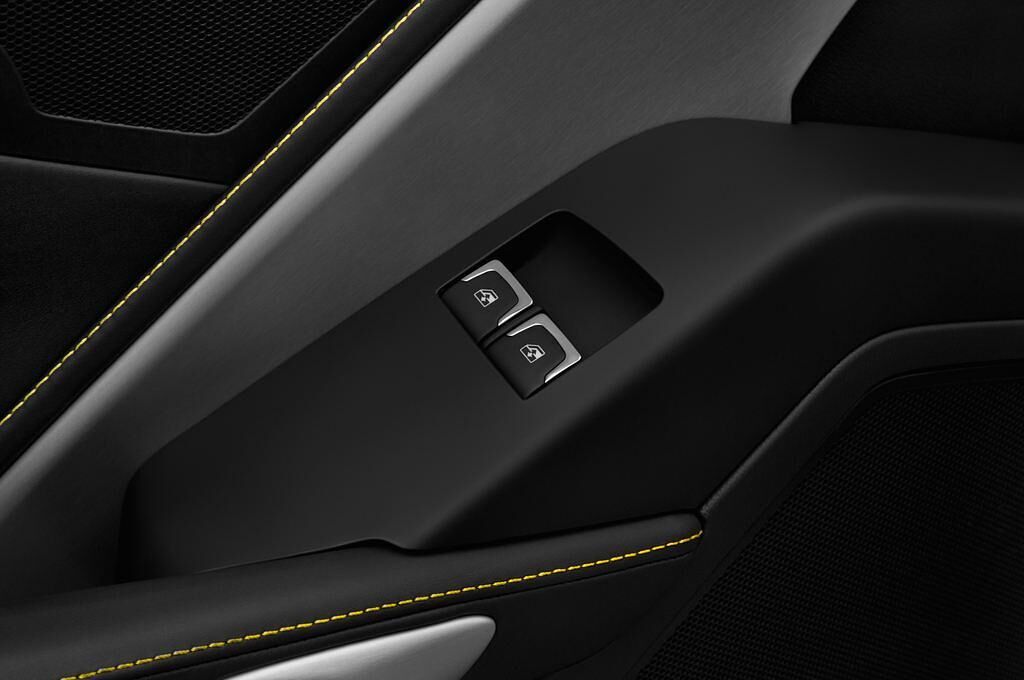 Chevrolet Corvette Grand Sport (Baujahr 2017) 3LT 2 Türen Bedienungselemente Tür