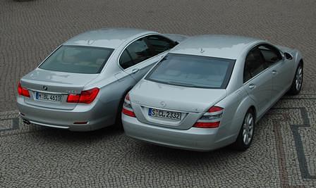 BMW 730d vs Mercedes-Benz S 320 CDI