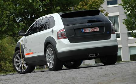 Ford Edge HySeries Drive