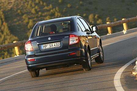Suzuki SX4 Limousine