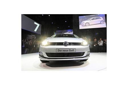 Paris 2012: „Volkswagen Hyberdrive“ setzt 22 Exponate in Szene