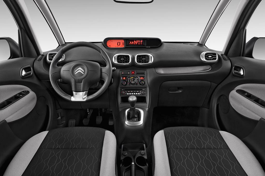 Citroen C3 Picasso (Baujahr 2014) TENDANCE 5 Türen Cockpit und Innenraum