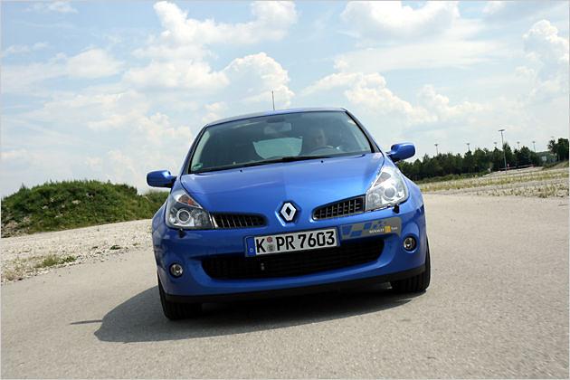 Überholprestige, aber etwas wenig Punch obenrum: 197 PS reichen im Clio zu "nur" 215 km/h