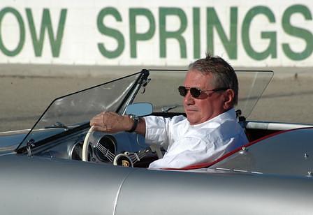 Klaus Bischof im Ur-Porsche