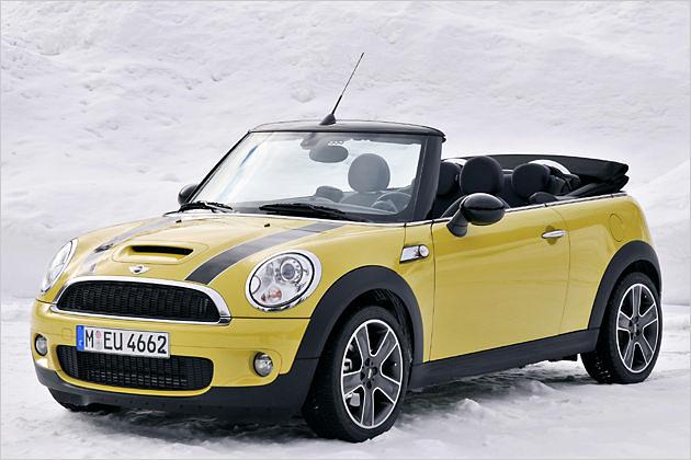 Die zweite Mini-Generation, endlich auch ohne Dach: Das neue Cooper S Cabrio