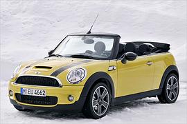 Der Mini, ein Wintermärchen: Das neue Cooper S Cabrio im Schnee