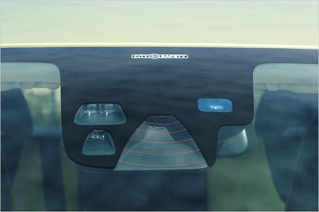 City Safety: Ein Laser in der Windschutzscheibe überwacht den Bereich vor dem eigenen Fahrzeug