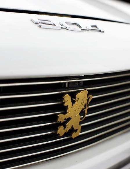 Peugeot 504