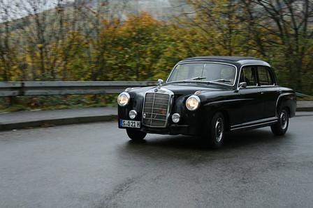 Mercedes 220 Ponton